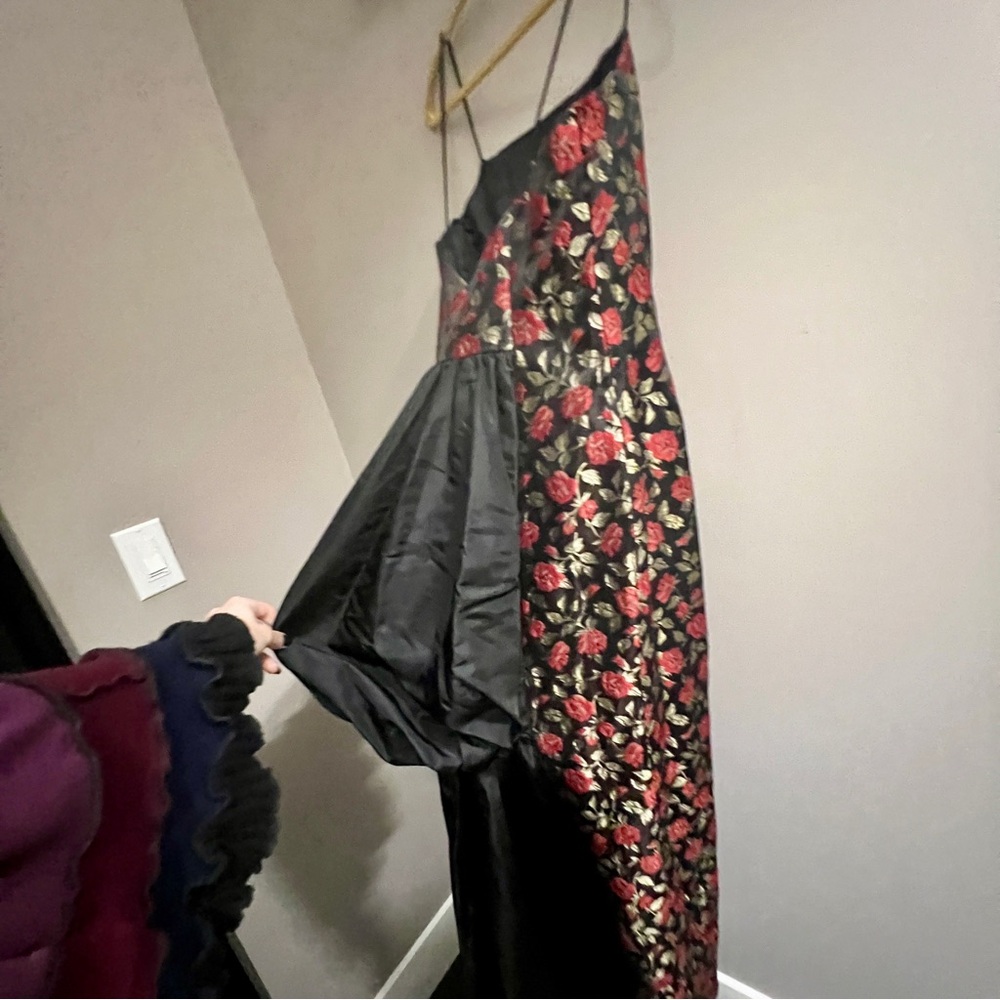 Jessica McClintock Gunne Sax Vintage Gown Black Red Roses with Back Bustle - Picture 12 of 17